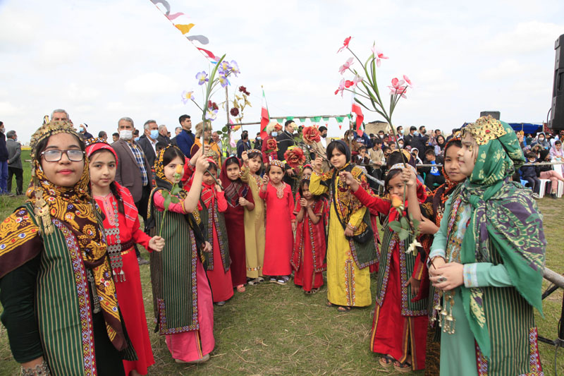 جشنواره نوروزی در روستای قزلجه آق‌امام آزادشهر برگزار شد